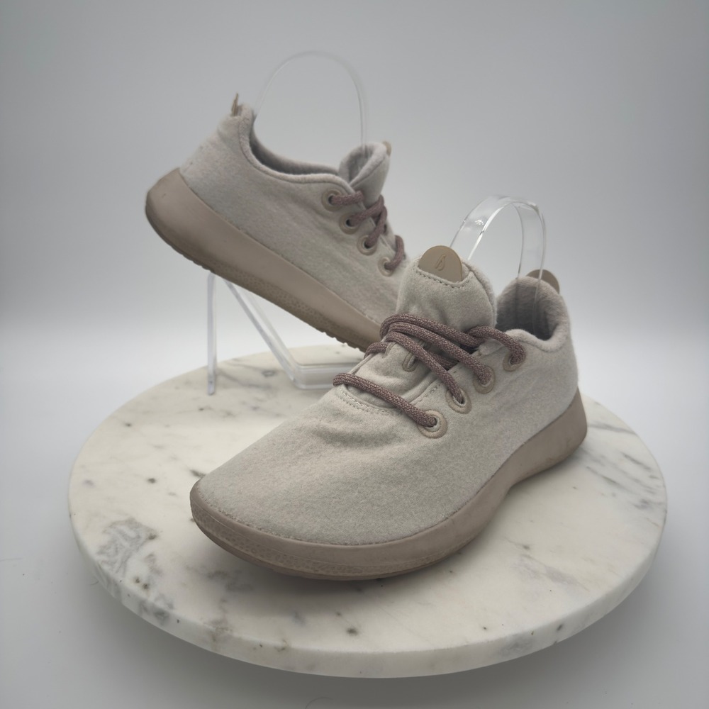 Allbirds Wool Runners Sneakers Womens Size 7 Beige Merino Wool Walking Shoes New